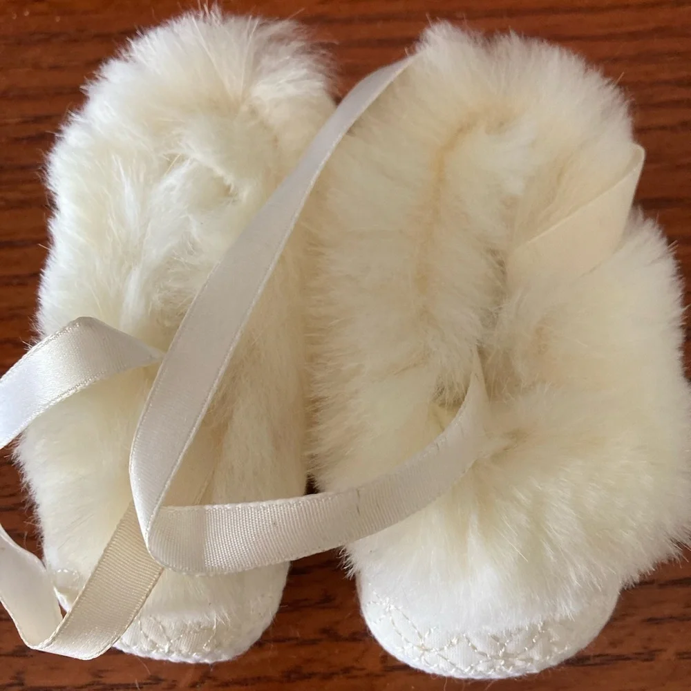 NIB Vintage Gertrude moccasins slippers Sz1